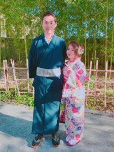 浅草レンタル着物小梅 浅草観光 カップル 男性着物
