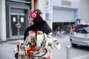 振袖後ろ姿帯の結び方