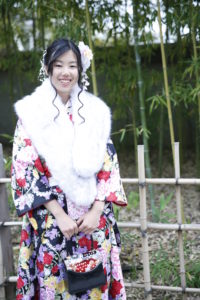 可憐な振袖の着こなし