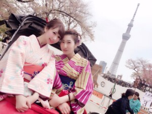 人力車とスカイツリーと着物で写真